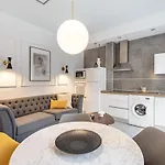 Chezmoihomes Angel 18 1br & 2br גרנדה
